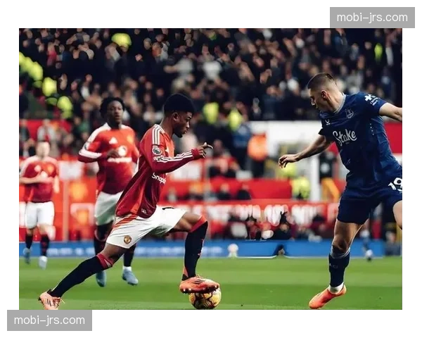 英超第26轮曼城主场2比1力克富勒姆 紧追榜首阿森纳